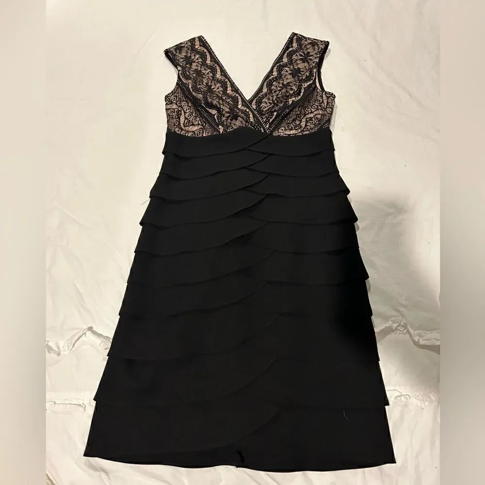 Jessica Howard Black Bodycon dress lace and ruffled 4P evening dress
